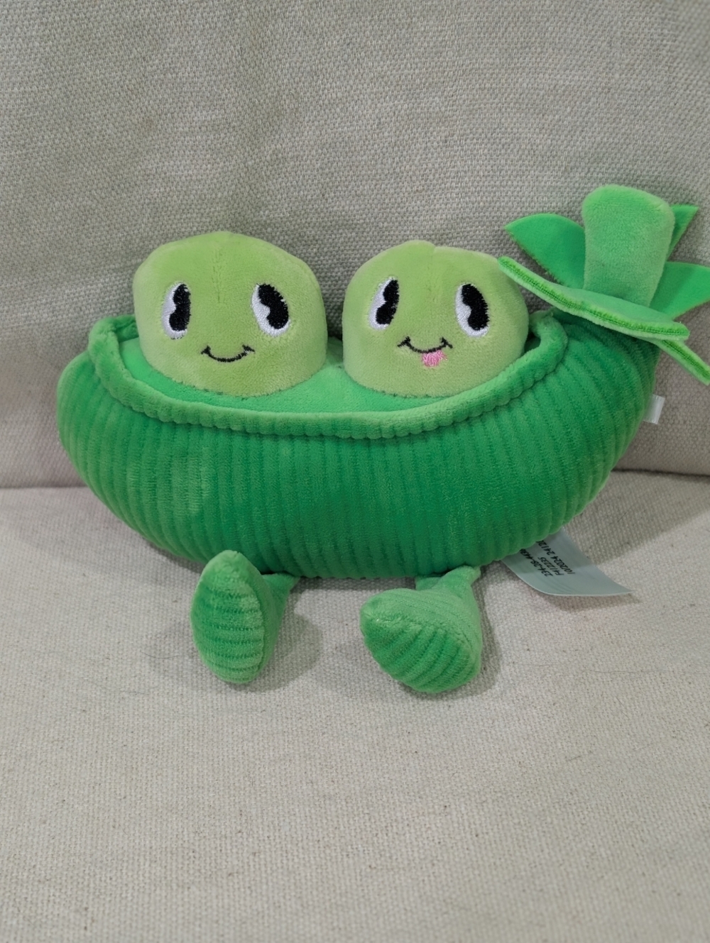 Animal Adventure Exclusive for Target Retro Veggies Peas in a Pod plush 7" 2025
